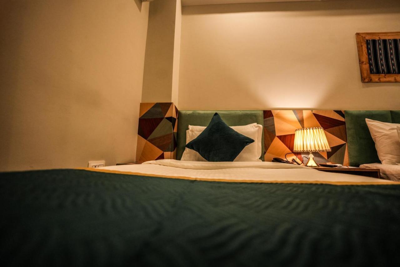 Hotel Square One By D'Polo ダラムシャーラー エクステリア 写真